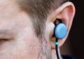 Pilot - intelligens Bluetooth fejhallgató az idegen beszéd azonnali fordításához Fejhallgató szinkrontolmácsolással